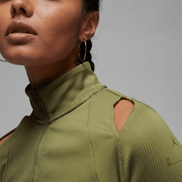 Nike Jordan 23 Engineered Women's 1/4-Zip Long-Sleeve Top Tight Fit - Picture 7 of 9